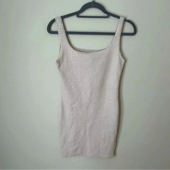 PrettyLittleThing Neutral Ivory Bodycon Mini Sleeveless Shimmer Dress Size 6 - Picture 1 of 6